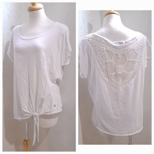 GUESS | White t shirt with front tie and lace back